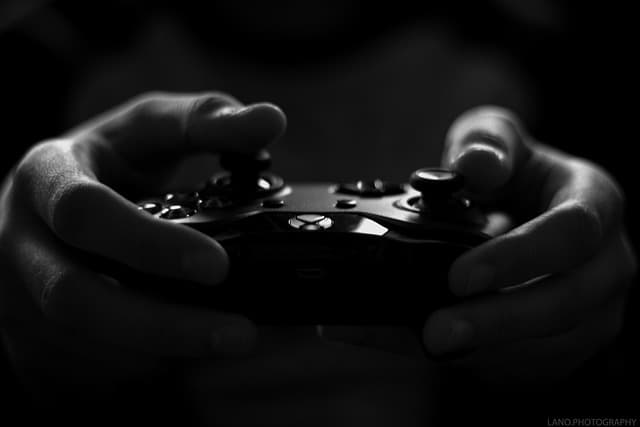hands